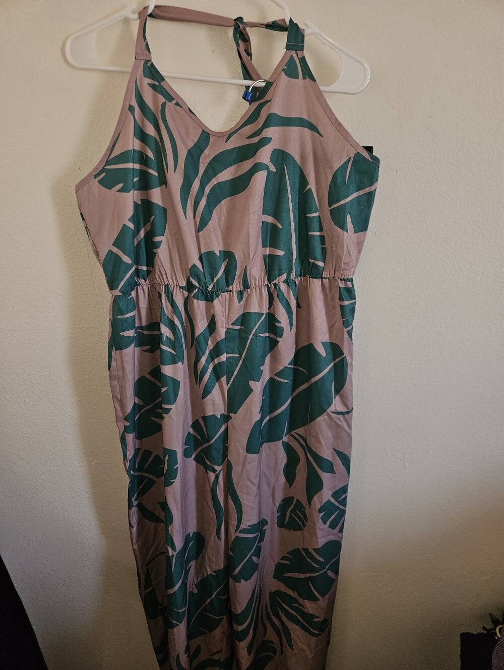Dazign Womans Halter Jumpsuit Size XL (12)